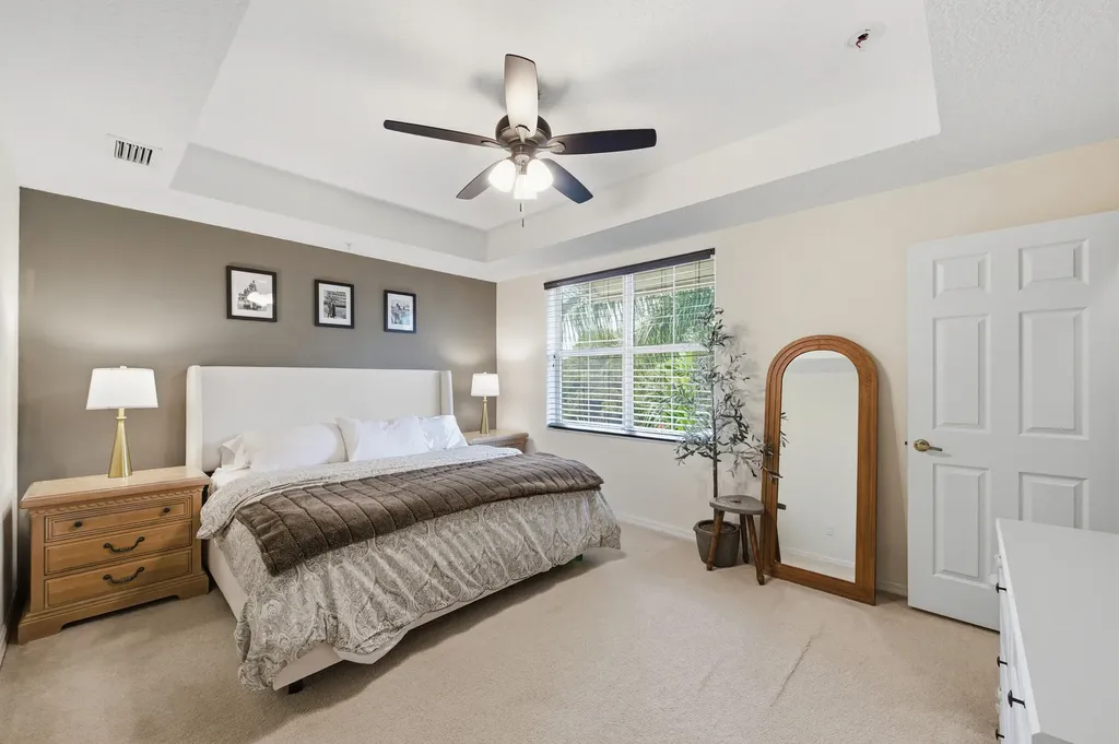 1923 Via Granada Boynton Beach FL 33426
