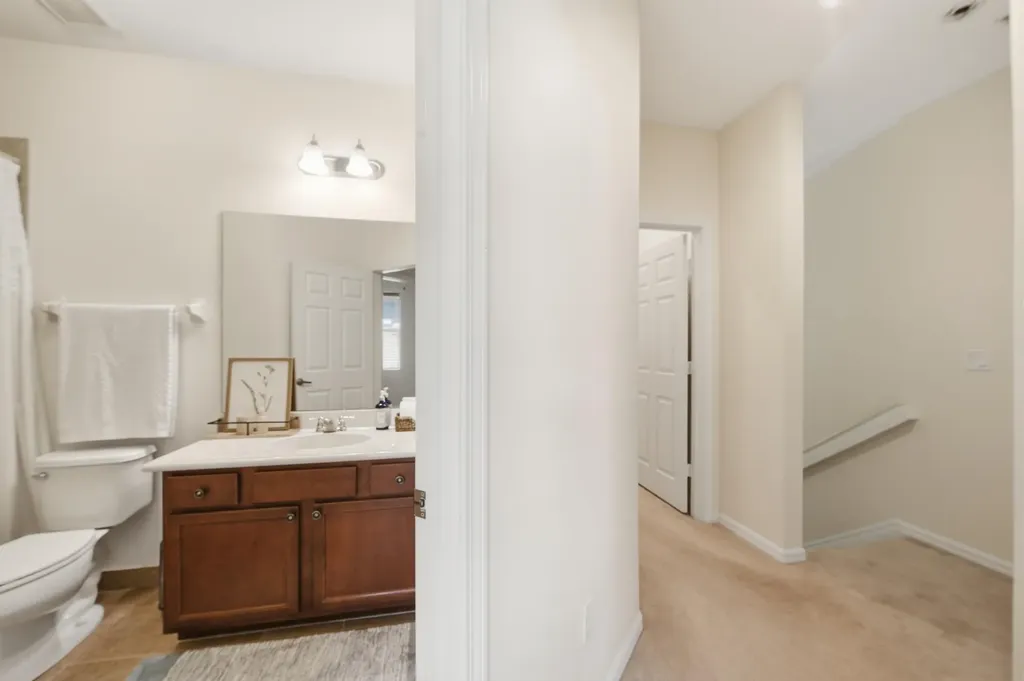 1923 Via Granada Boynton Beach FL 33426