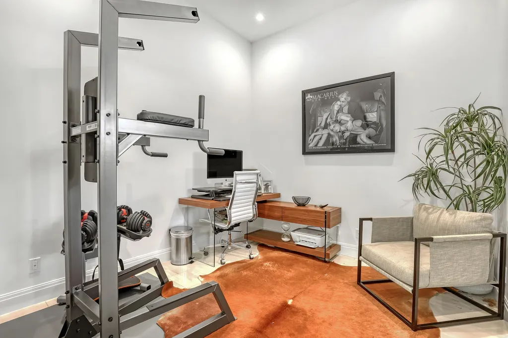 703 NE 5th Street Delray Beach FL 33483