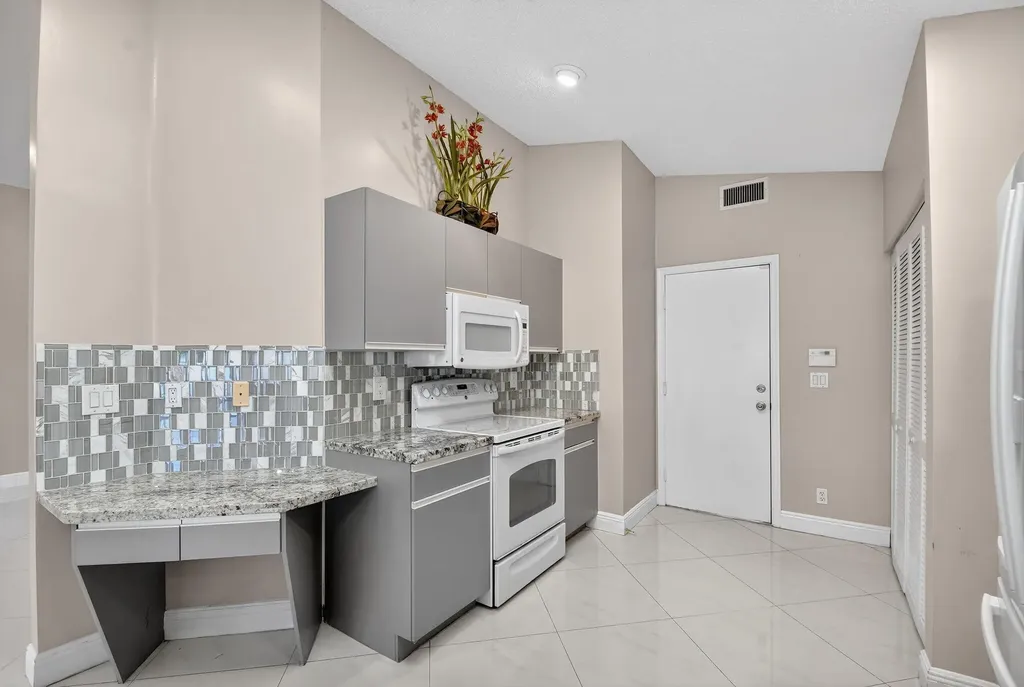 7891 Sailing Shores Terrace Boynton Beach FL 33437