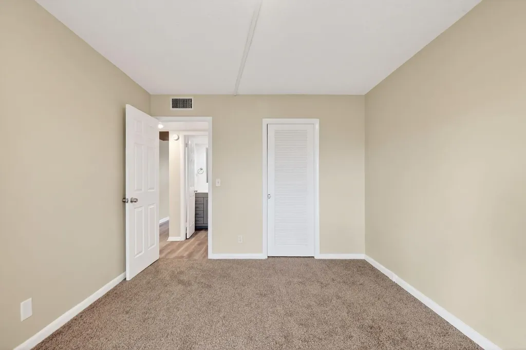 168 Wellington J West Palm Beach FL 33417
