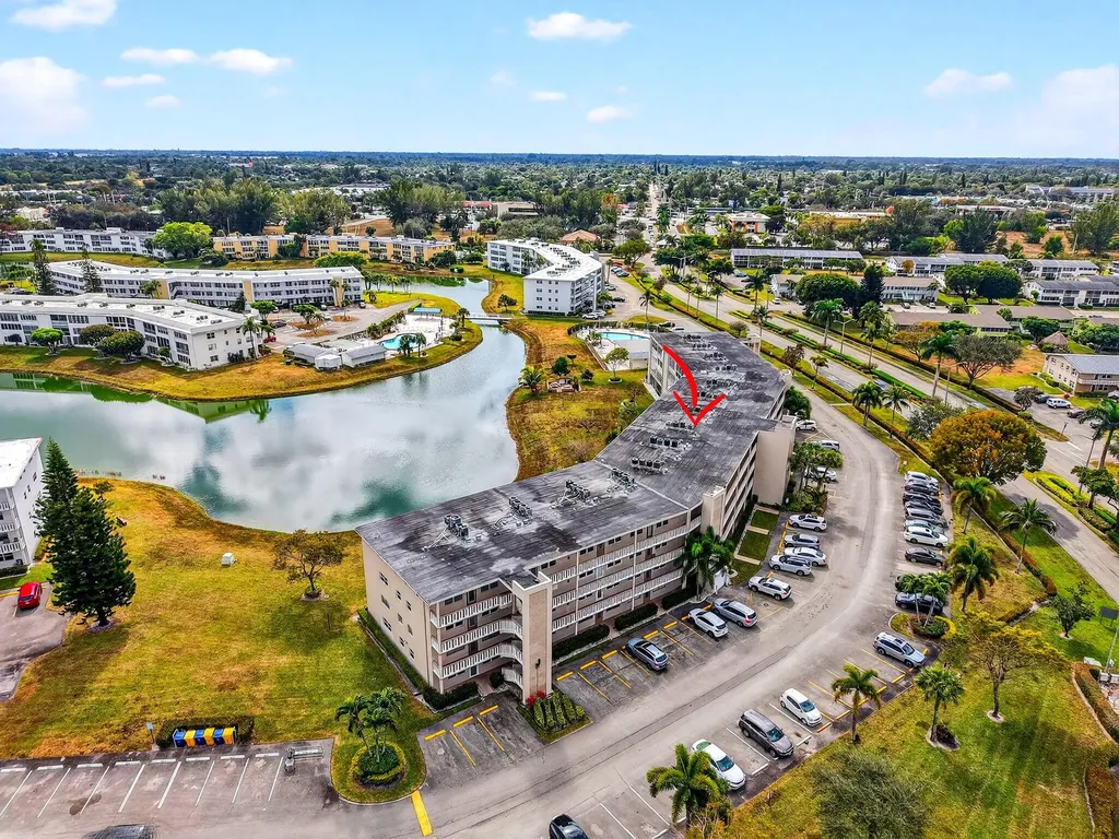 168 Wellington J West Palm Beach FL 33417
