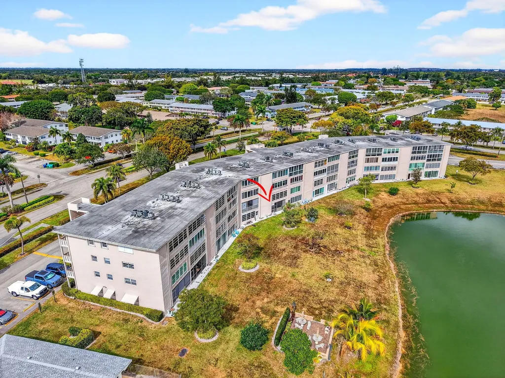 168 Wellington J West Palm Beach FL 33417