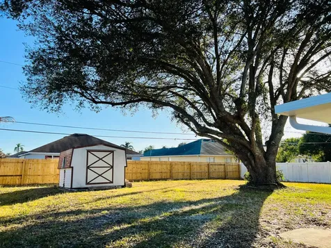 442 SW Lucero Drive Port St Lucie FL 34983