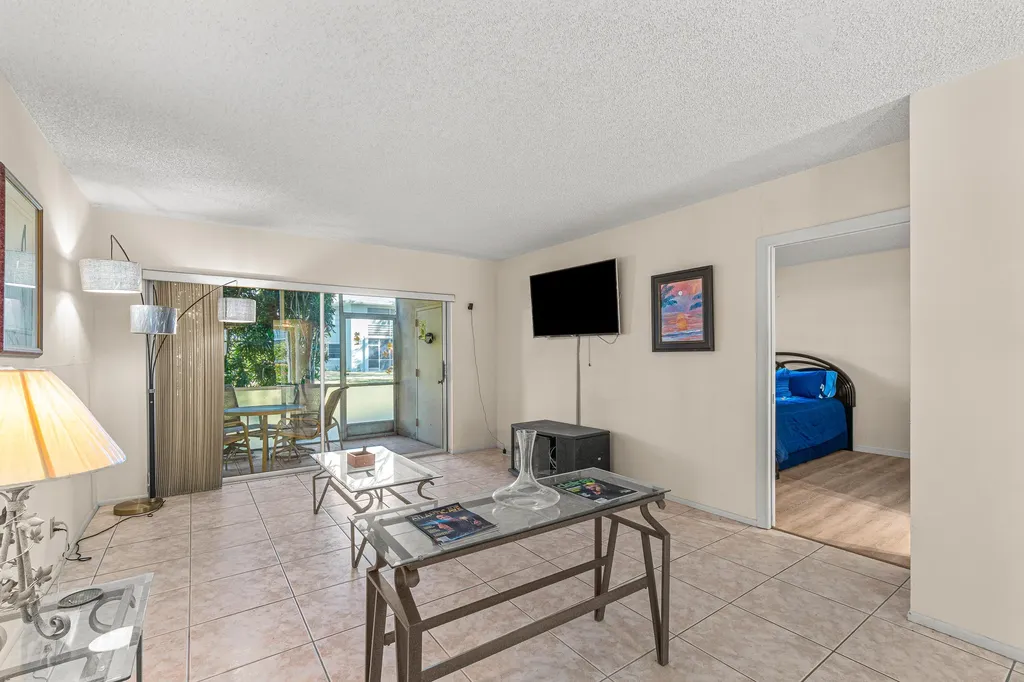 2700 SW 22nd Avenue Delray Beach FL 33445