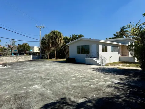 401 NE 15th Terrace Boca Raton FL 33432