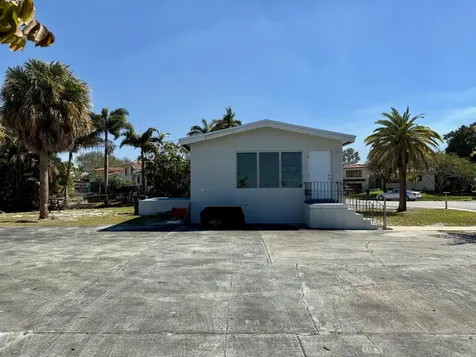 401 NE 15th Terrace Boca Raton FL 33432