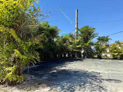 401 NE 15th Terrace Boca Raton FL 33432