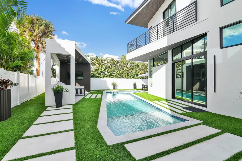355 E Boca Raton Road Boca Raton FL 33432