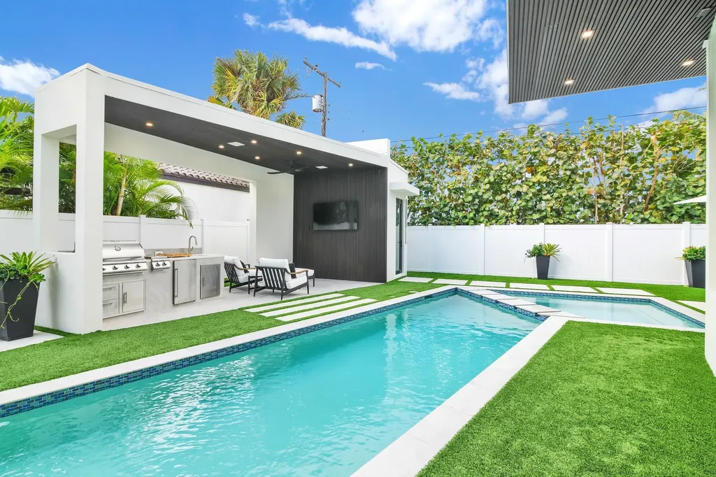 355 E Boca Raton Road Boca Raton FL 33432