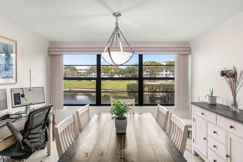 6049 Balboa Circle Boca Raton FL 33433