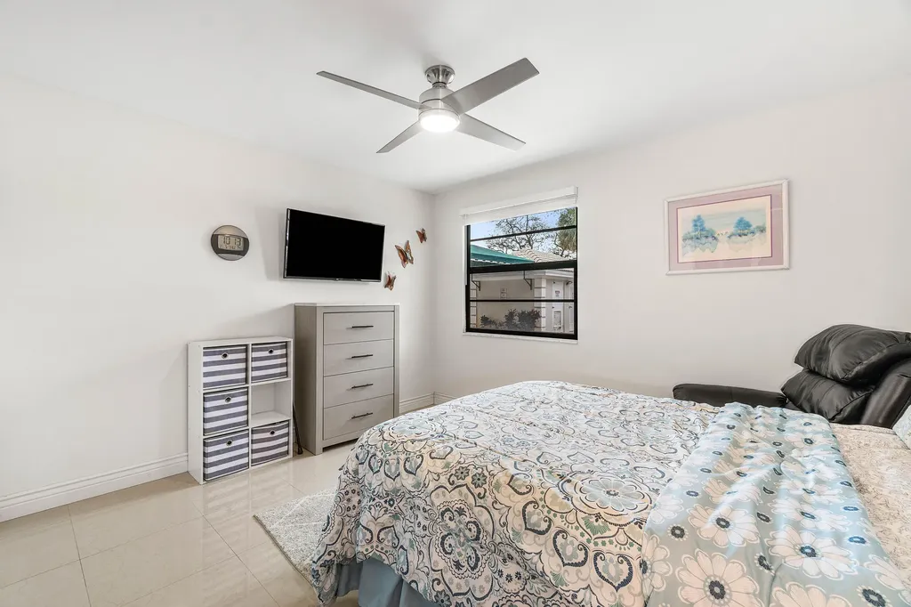 6049 Balboa Circle Boca Raton FL 33433