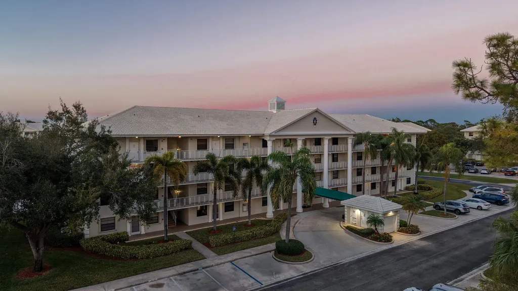 6049 Balboa Circle Boca Raton FL 33433