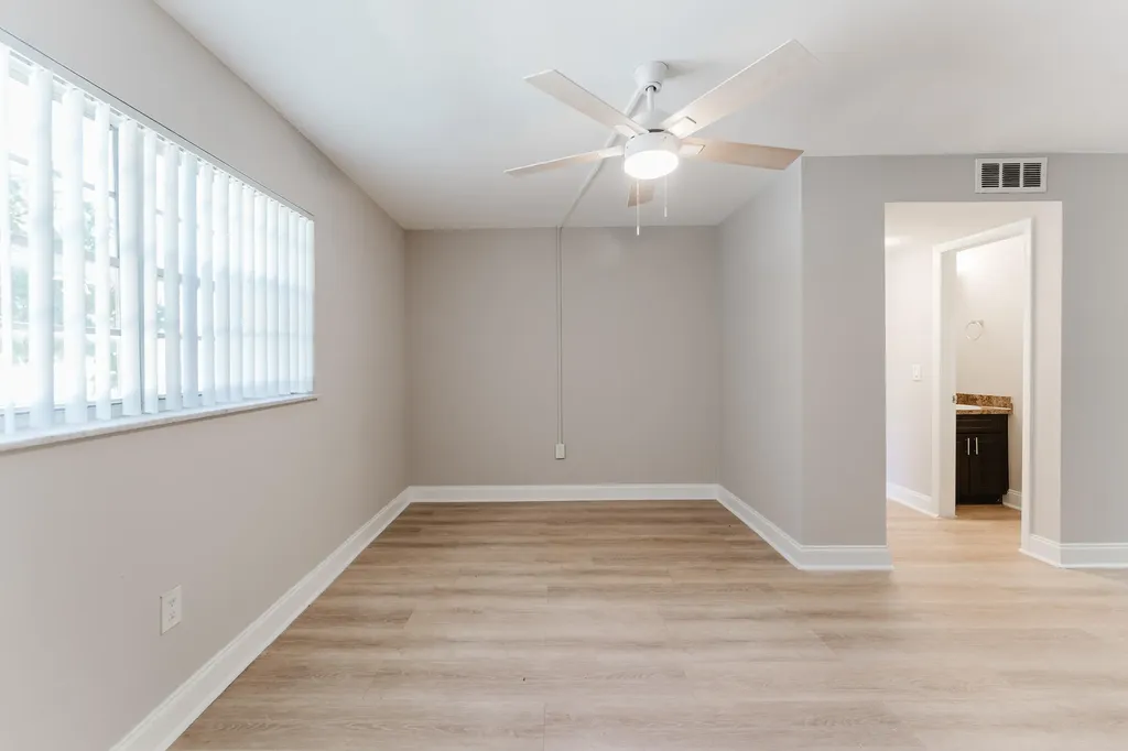 650 SW 2nd Avenue Boca Raton FL 33432