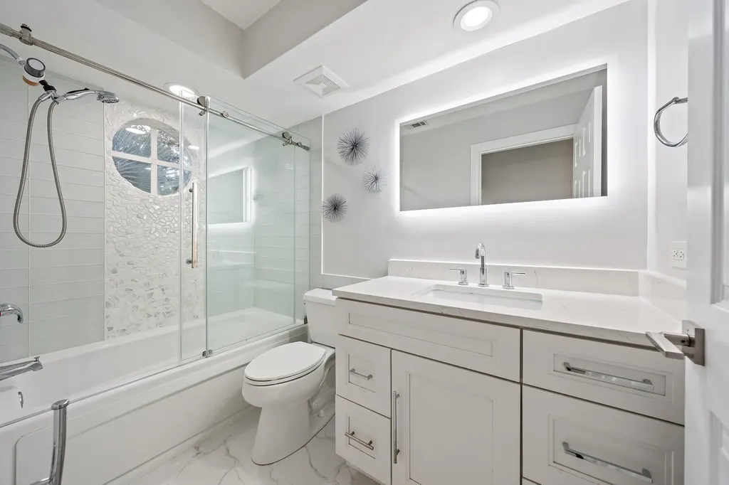 1077 Siena Oaks Circle E Palm Beach Gardens FL 33410