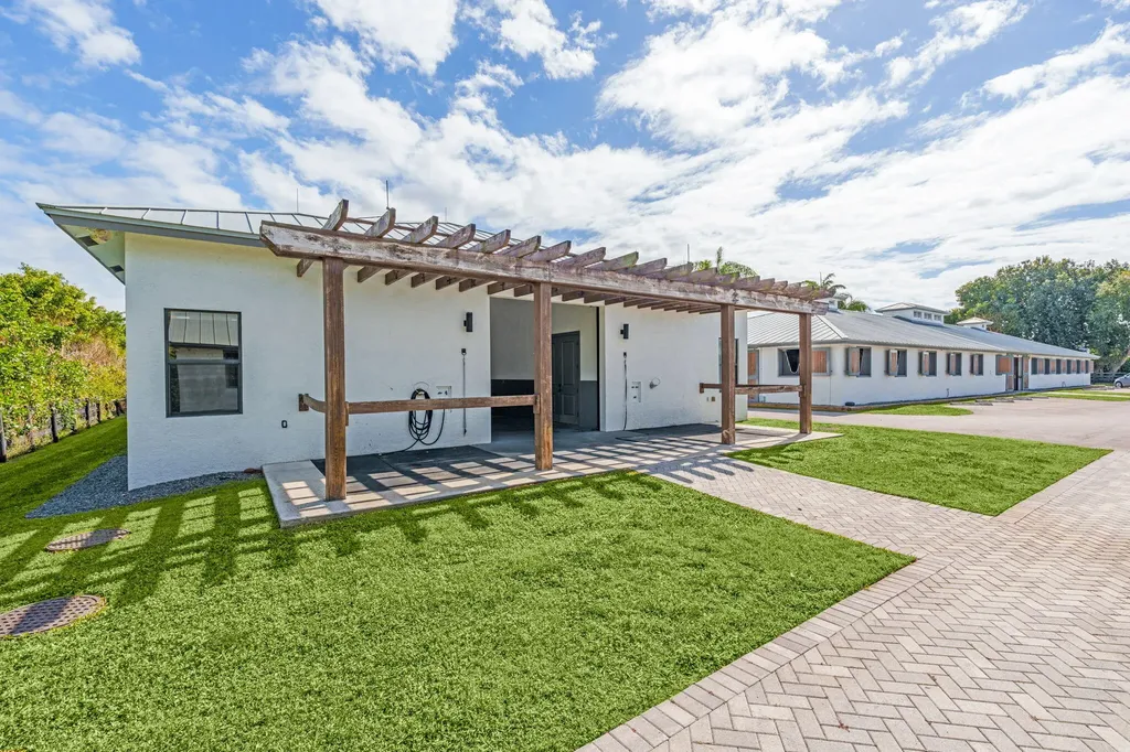 13155 Southfields Road Wellington FL 33414