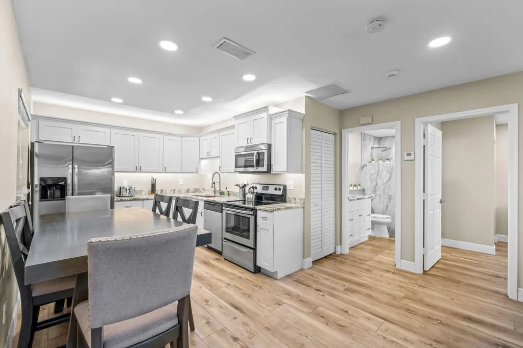 13155 Southfields Road Wellington FL 33414
