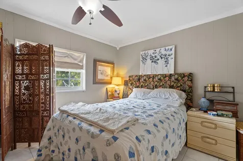 464 SE Asbury Lane Port St Lucie FL 34983