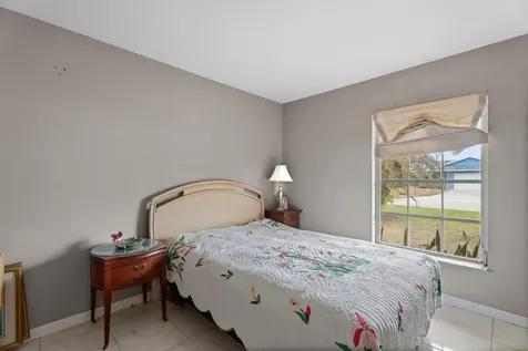 464 SE Asbury Lane Port St Lucie FL 34983