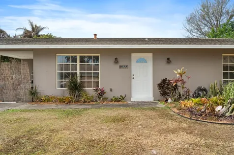 464 SE Asbury Lane Port St Lucie FL 34983
