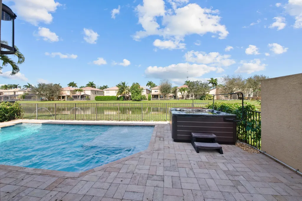 7865 Jewelwood Drive Boynton Beach FL 33437