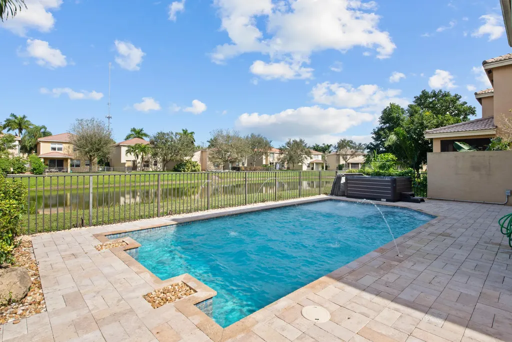 7865 Jewelwood Drive Boynton Beach FL 33437
