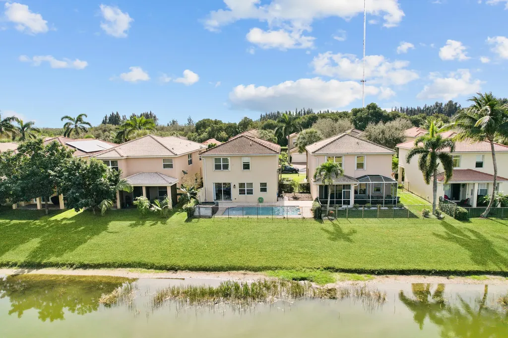 7865 Jewelwood Drive Boynton Beach FL 33437