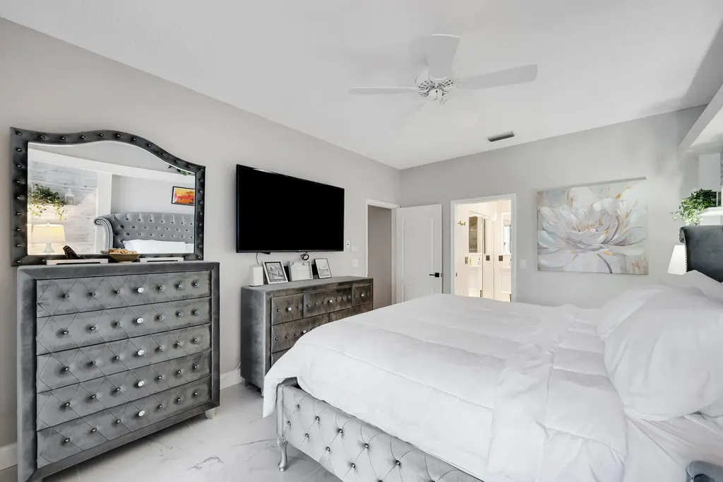 8193 Sandpiper Way West Palm Beach FL 33412