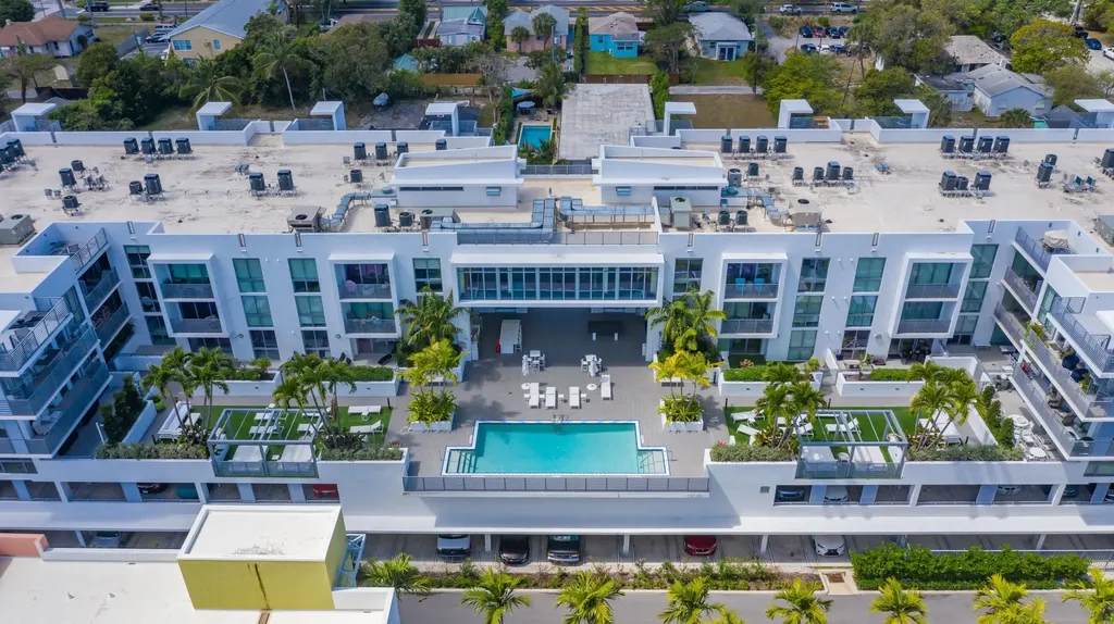 111 SE 1st Avenue Delray Beach FL 33444