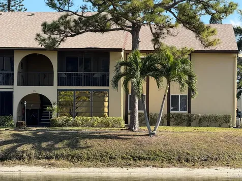 338 Pine Ridge Circle Greenacres FL 33463