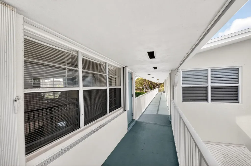 480 Boynton Beach Boulevard Boynton Beach FL 33435
