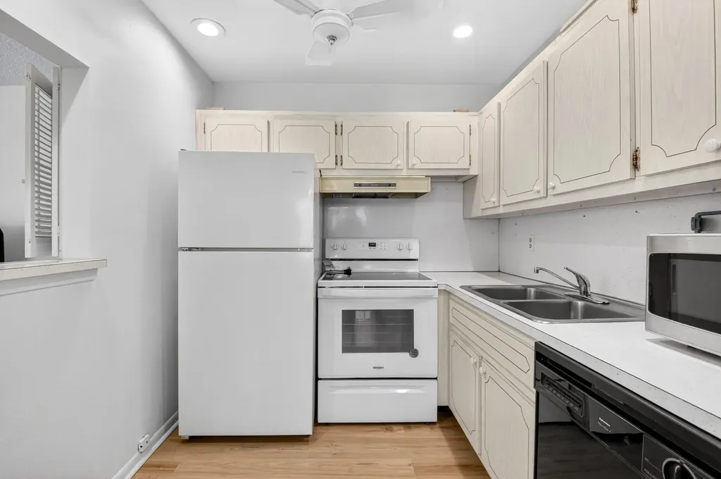 480 Boynton Beach Boulevard Boynton Beach FL 33435