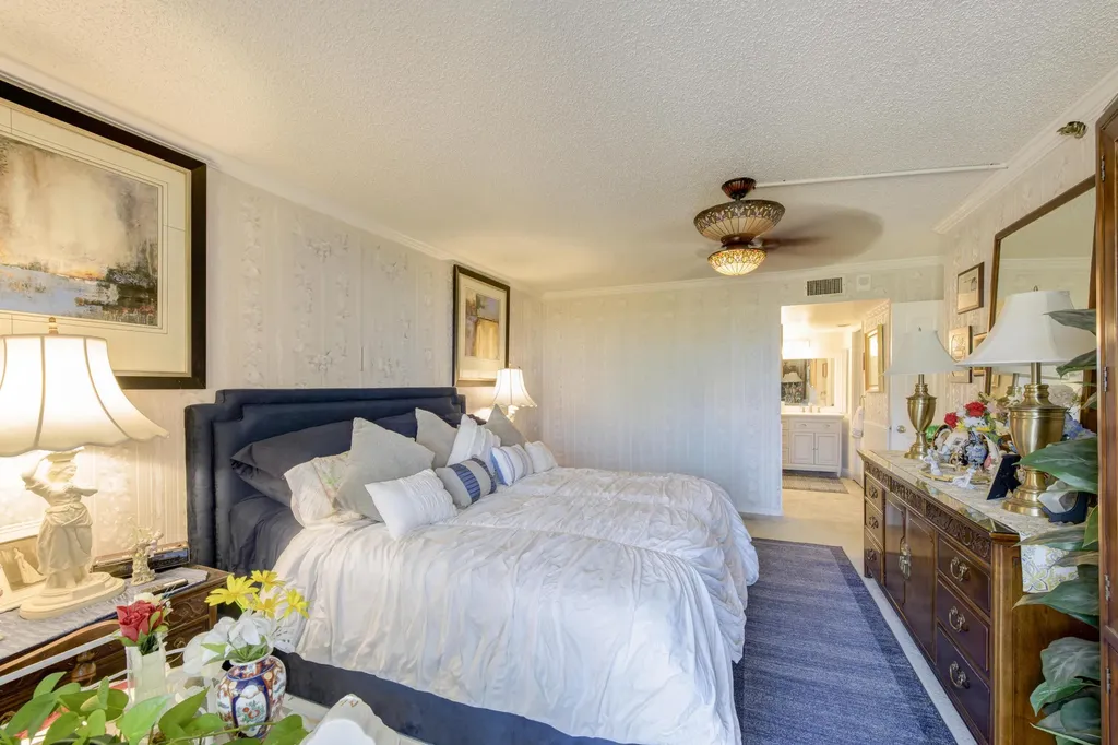 2400 S Ocean Drive Hutchinson Island FL 34950