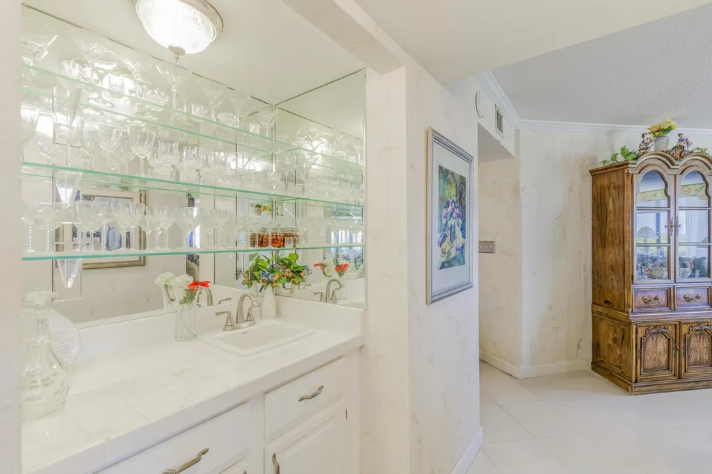 2400 S Ocean Drive Hutchinson Island FL 34950