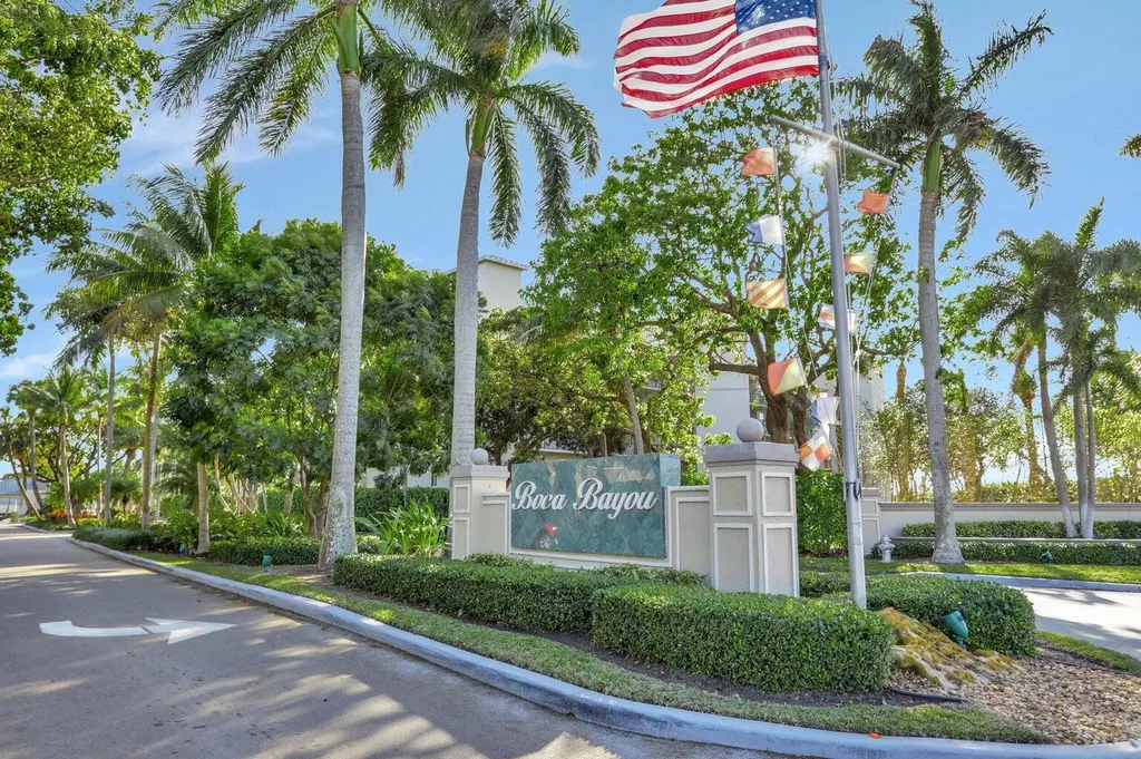 4 Royal Palm Way Boca Raton FL 33432