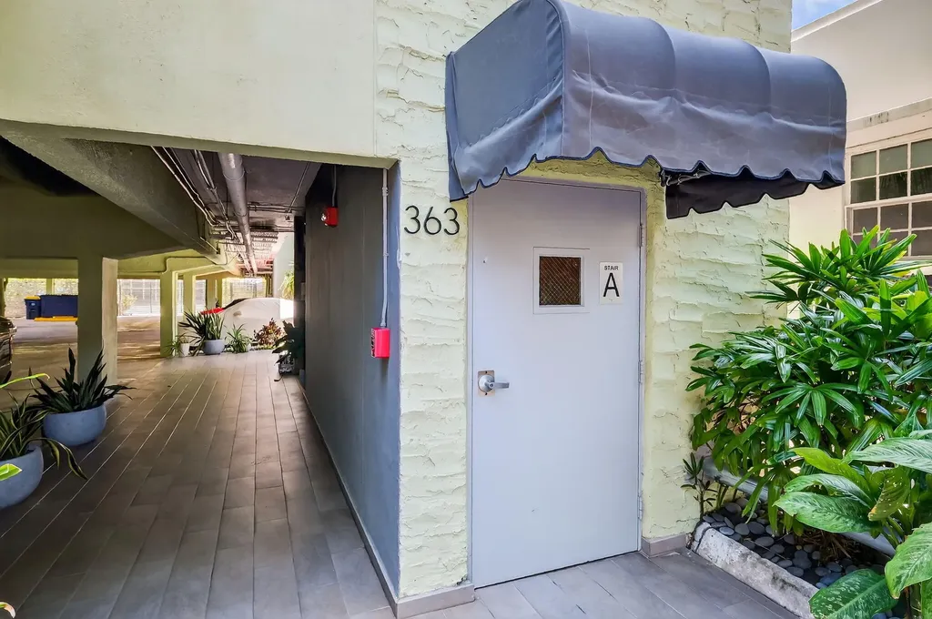363 Washington Avenue Miami Beach FL 33139