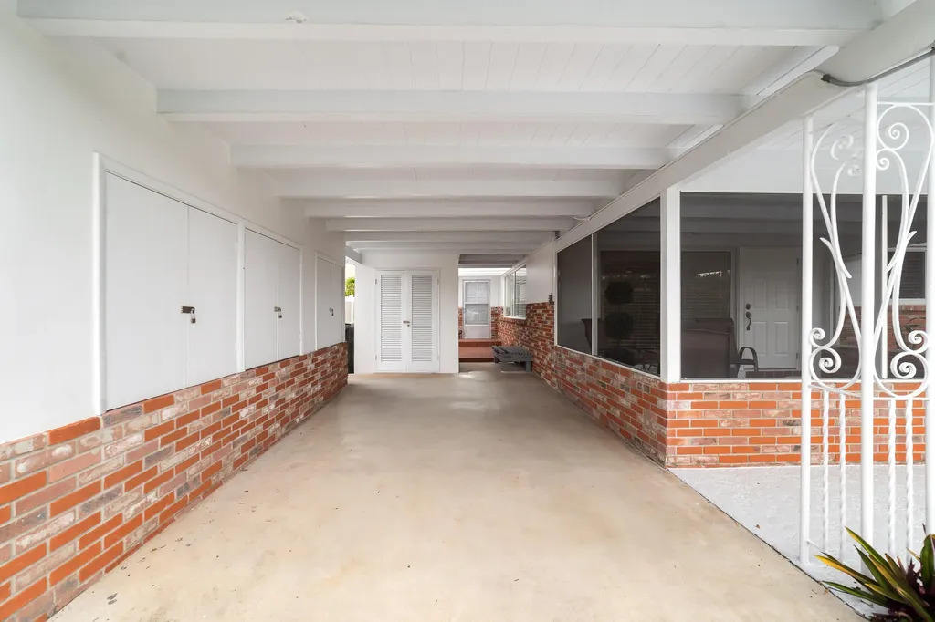 2001 NE 30th Street Fort Lauderdale FL 33306