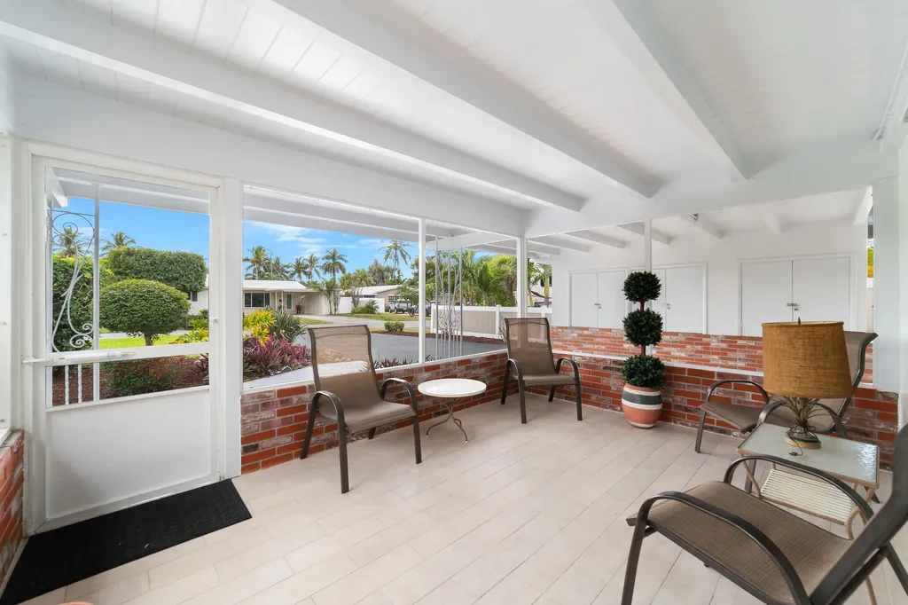 2001 NE 30th Street Fort Lauderdale FL 33306