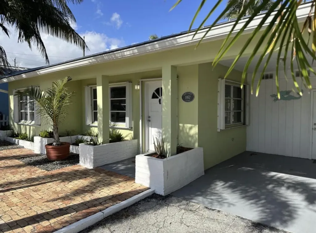 49 Douglas Drive Ocean Ridge FL 33435