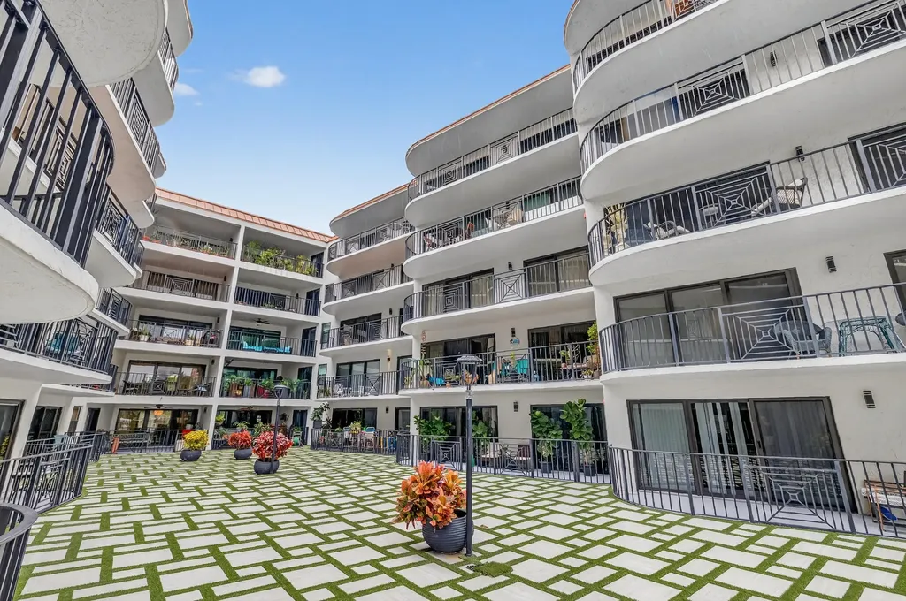 2029 N Ocean Boulevard Fort Lauderdale FL 33305