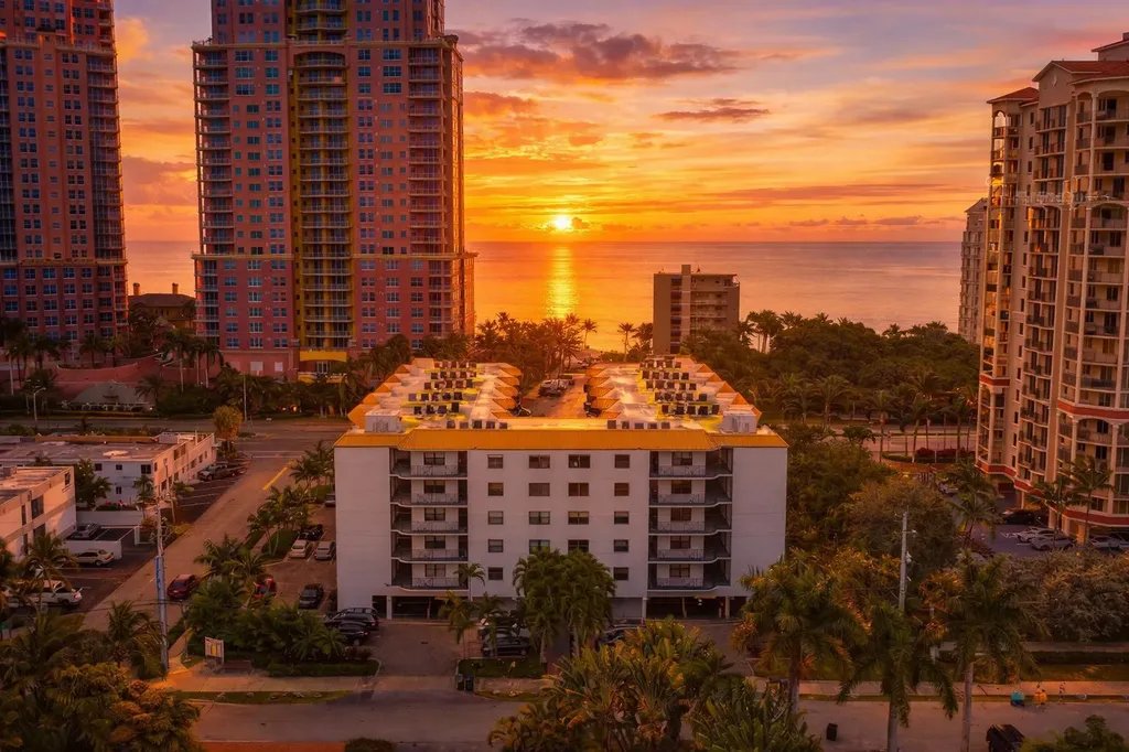 2029 N Ocean Boulevard Fort Lauderdale FL 33305