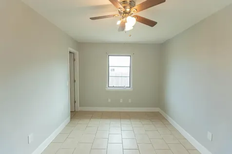 382 NE Genesee Avenue Port St Lucie FL 34983