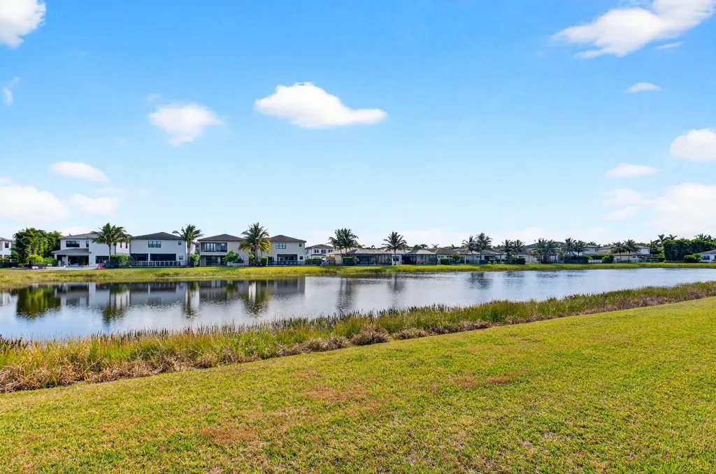17302 Rainstream Road Boca Raton FL 33496