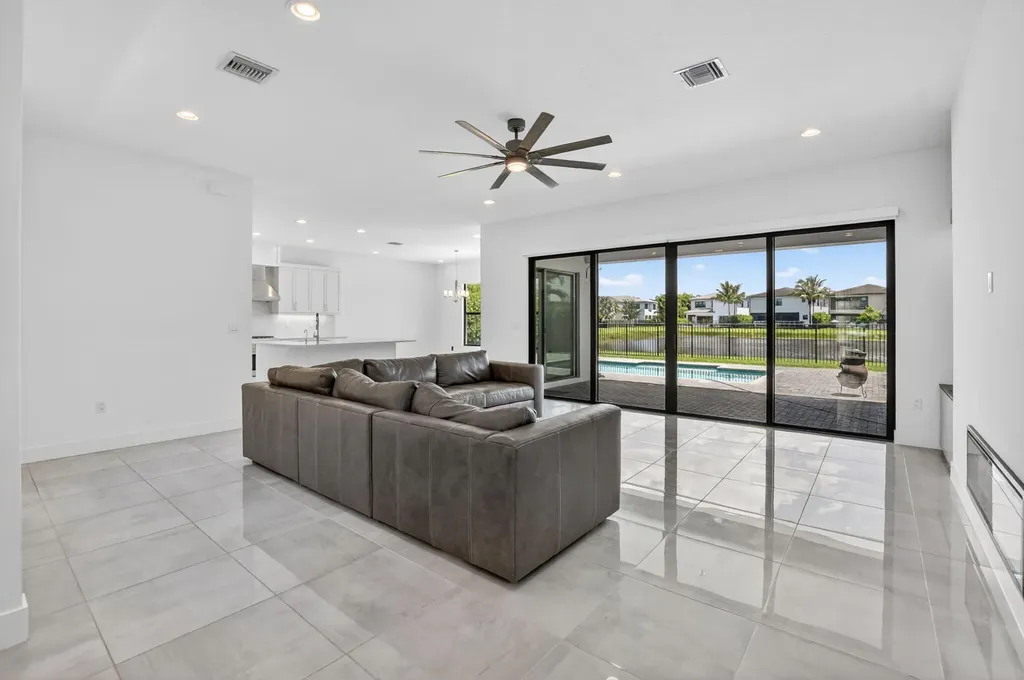 17302 Rainstream Road Boca Raton FL 33496