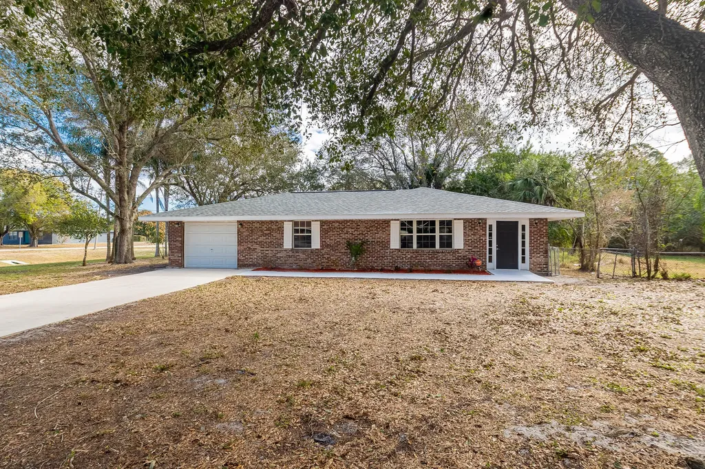 2312 N 42nd Street Fort Pierce FL 34946