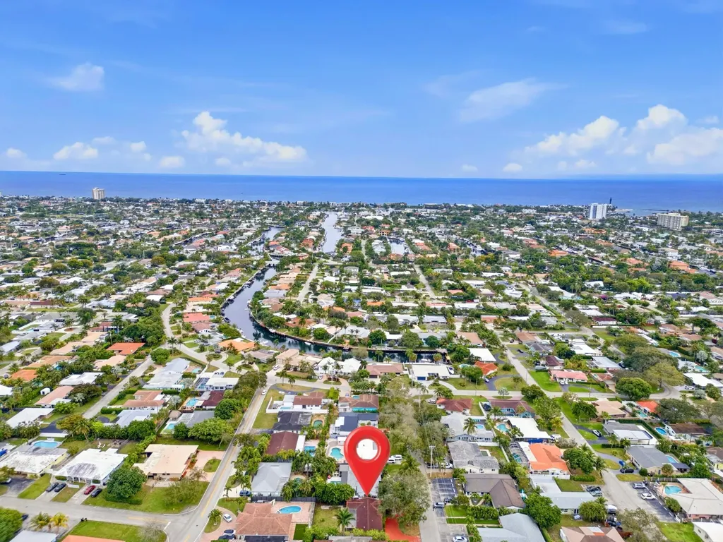 1921 NE 28th Court Lighthouse Point FL 33064