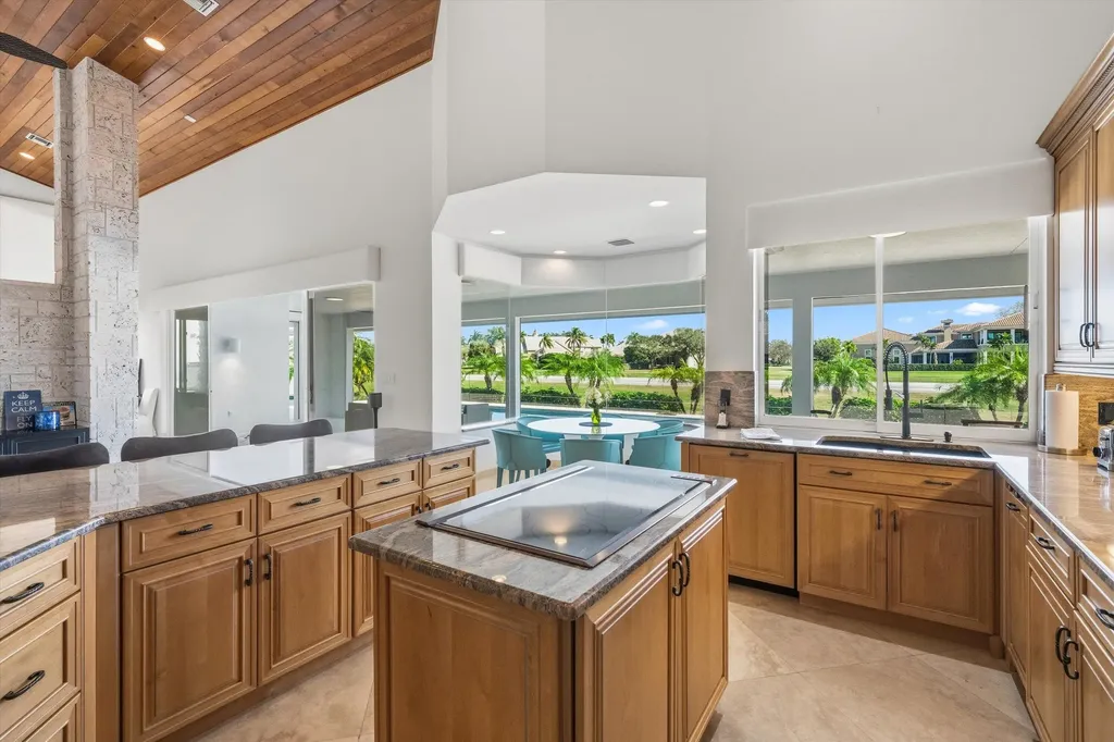 15595 Lindbergh Lane Wellington FL 33414