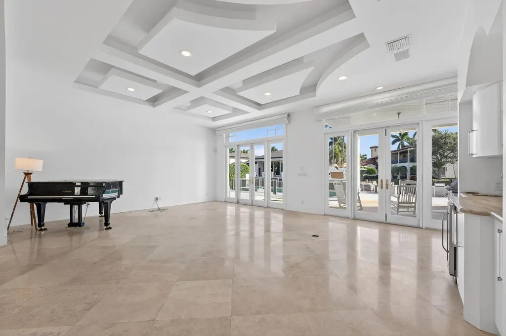 724 NE 36th Street Boca Raton FL 33431