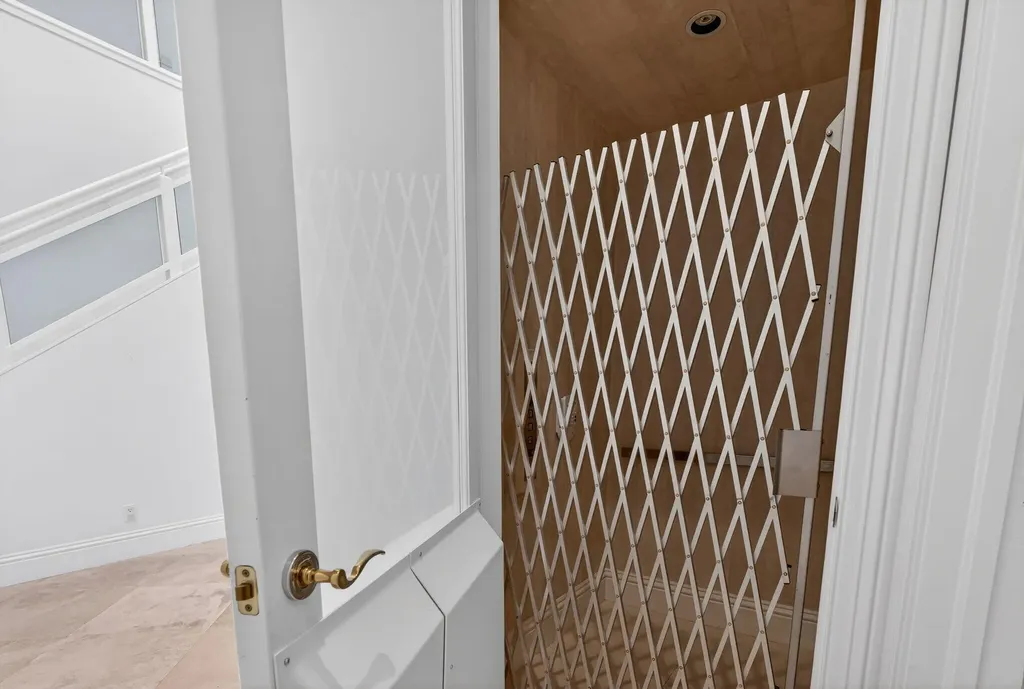 724 NE 36th Street Boca Raton FL 33431