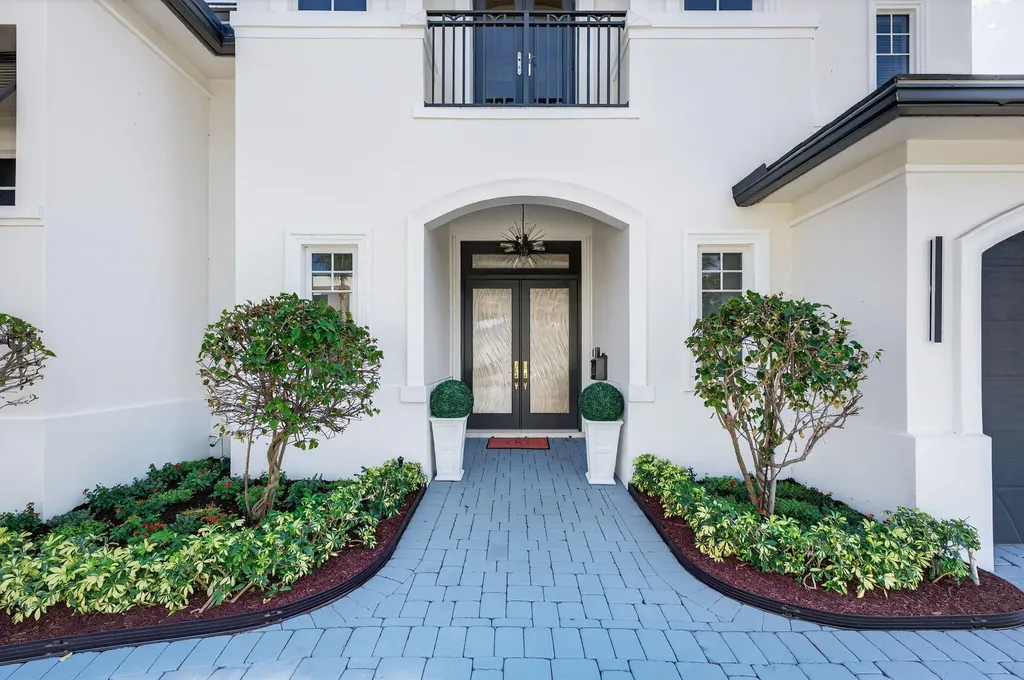 724 NE 36th Street Boca Raton FL 33431